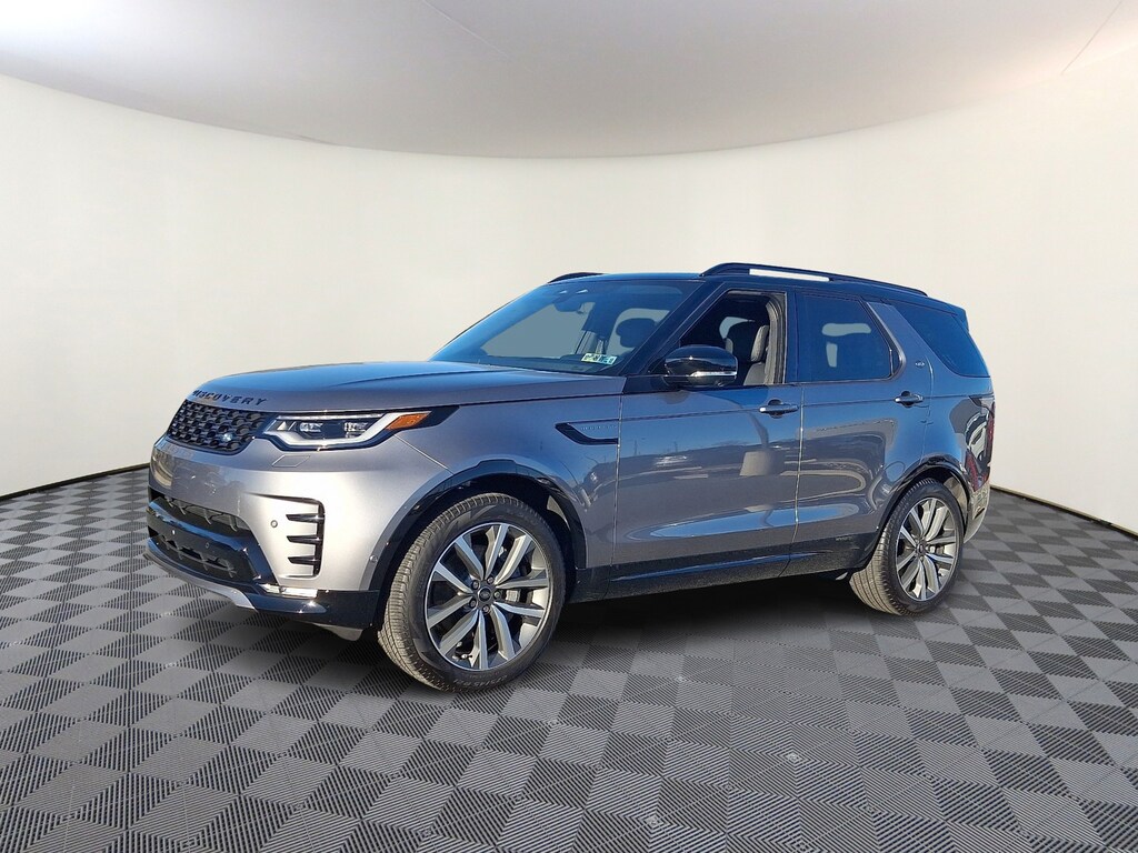 Used 2025 Land Rover Discovery P300 Dynamic SE Sport Utility