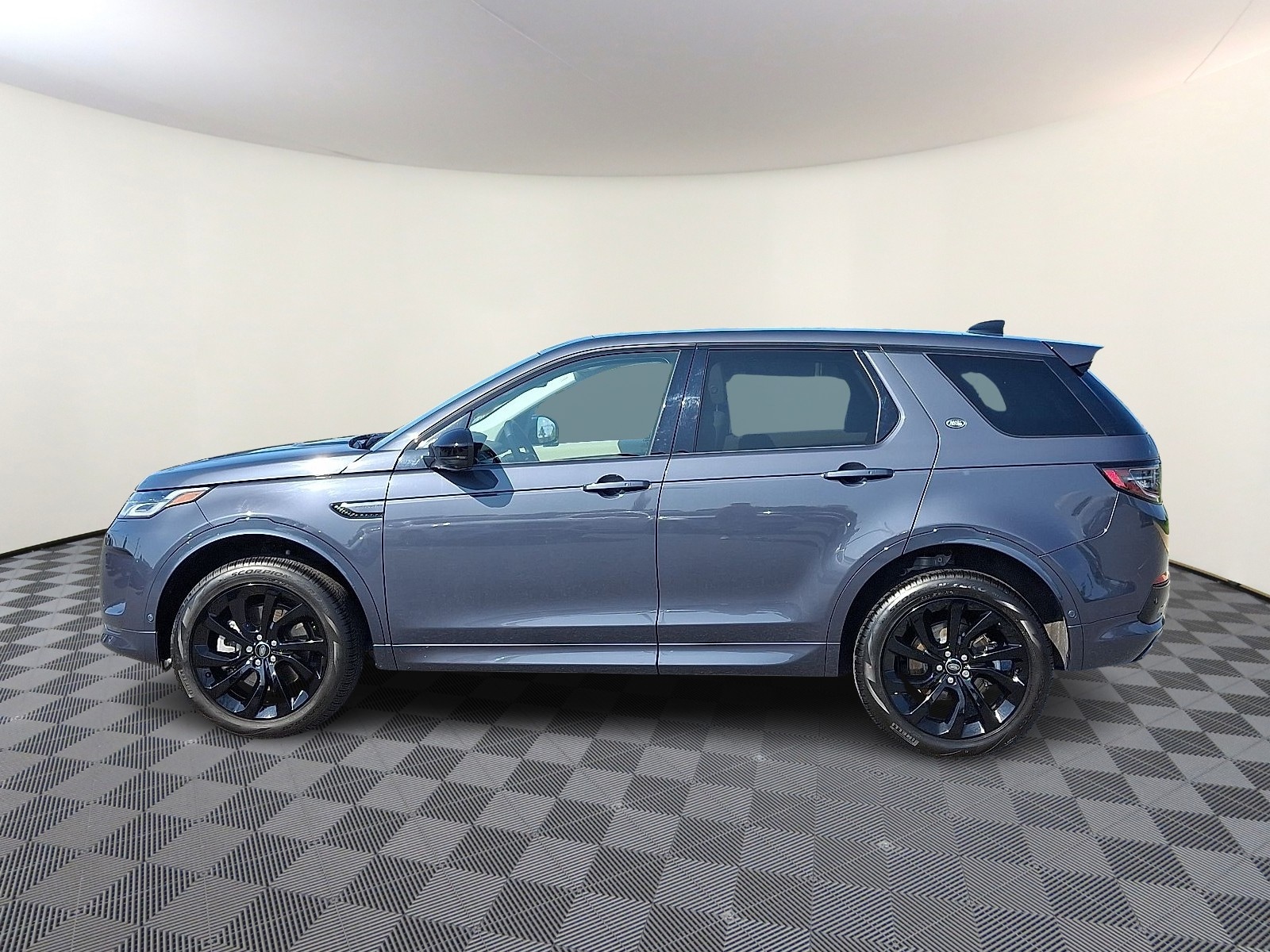 Used 2025 Land Rover Discovery Sport S with VIN SALCJ2FX8SH356381 for sale in Carlisle, PA