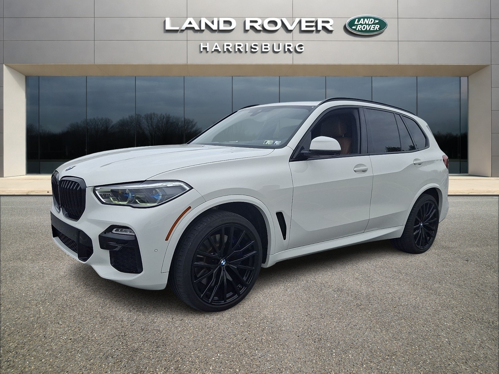 2020 BMW X5 M50i's photo