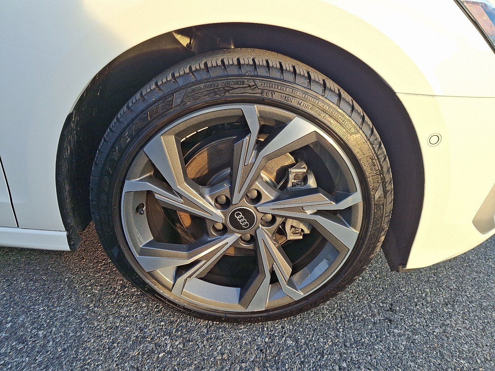 2022 Audi A3 Prestige 40 TFSI Quattro S line photo 3