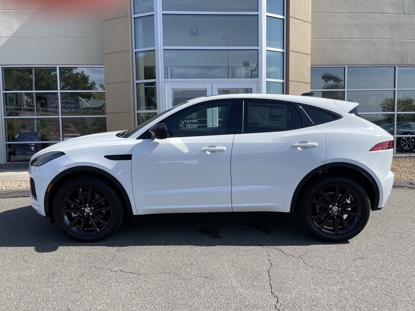 2024 Jaguar E-PACE R-Dynamic photo 4