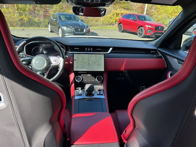2023 Jaguar F-Pace R-Dynamic S - Photo 20