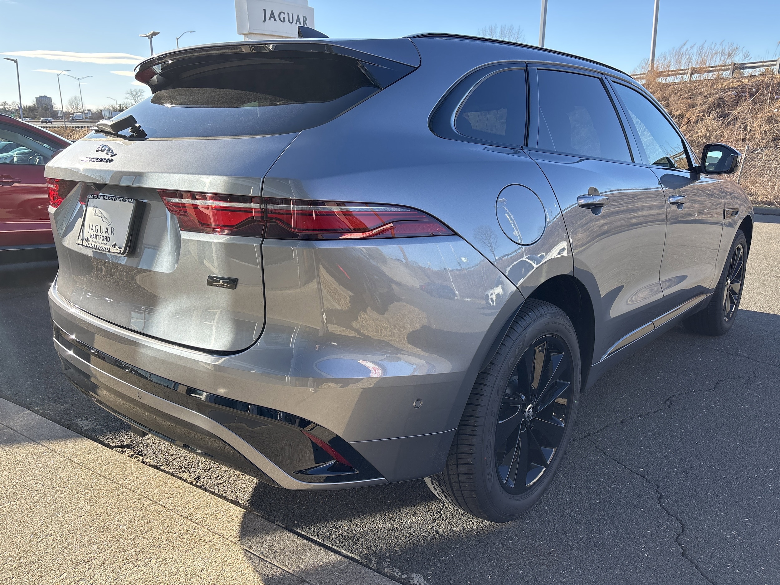 2026 Jaguar F-Pace R-Dynamic S - Photo 8