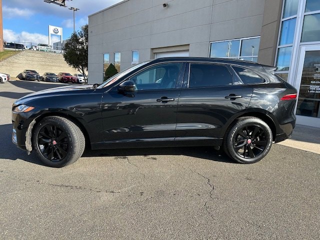 2023 Jaguar F-Pace S - Photo 3