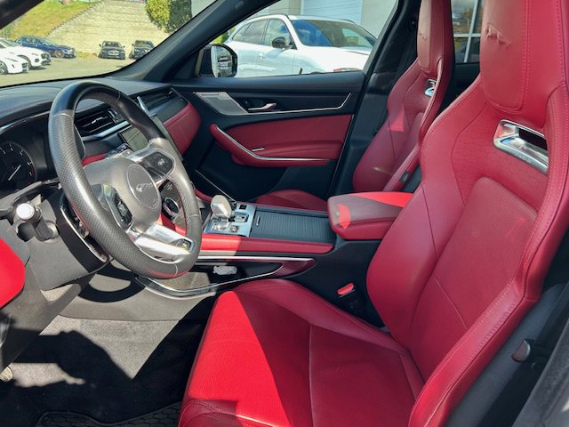 2023 Jaguar F-Pace R-Dynamic S - Photo 16