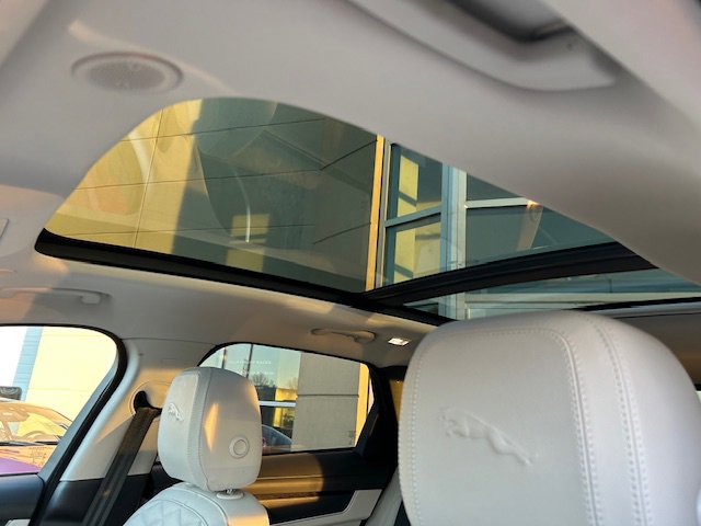 2023 Jaguar F-Pace S - Photo 14