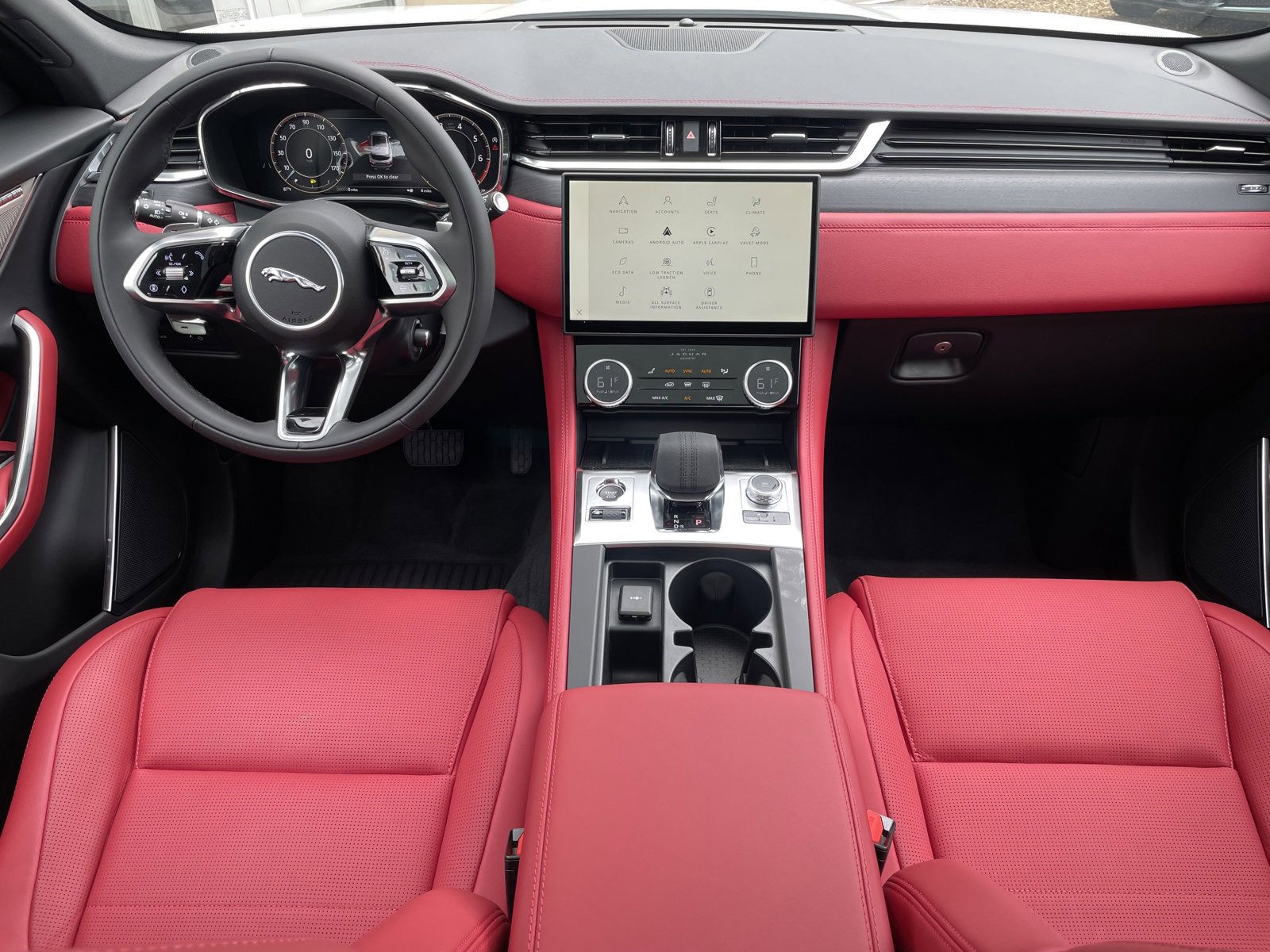 2025 Jaguar F-PACE P250 R-Dynamic S photo 2