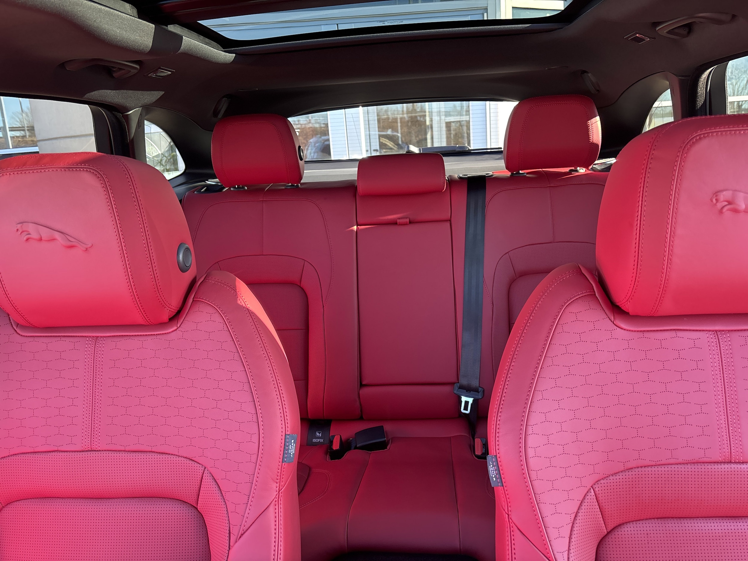 2026 Jaguar F-Pace R-Dynamic S - Photo 23