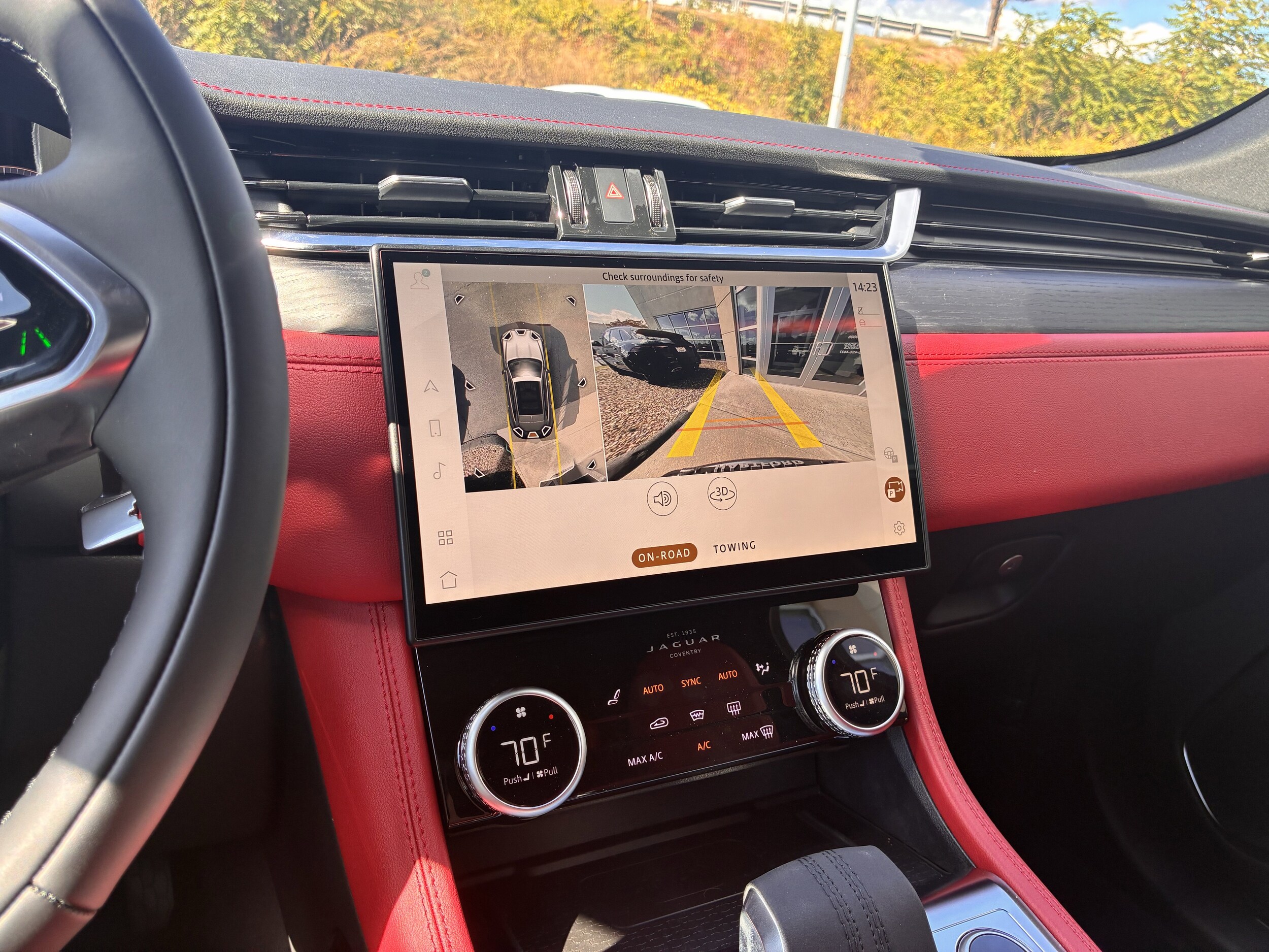 2026 Jaguar F-Pace R-Dynamic S - Photo 14
