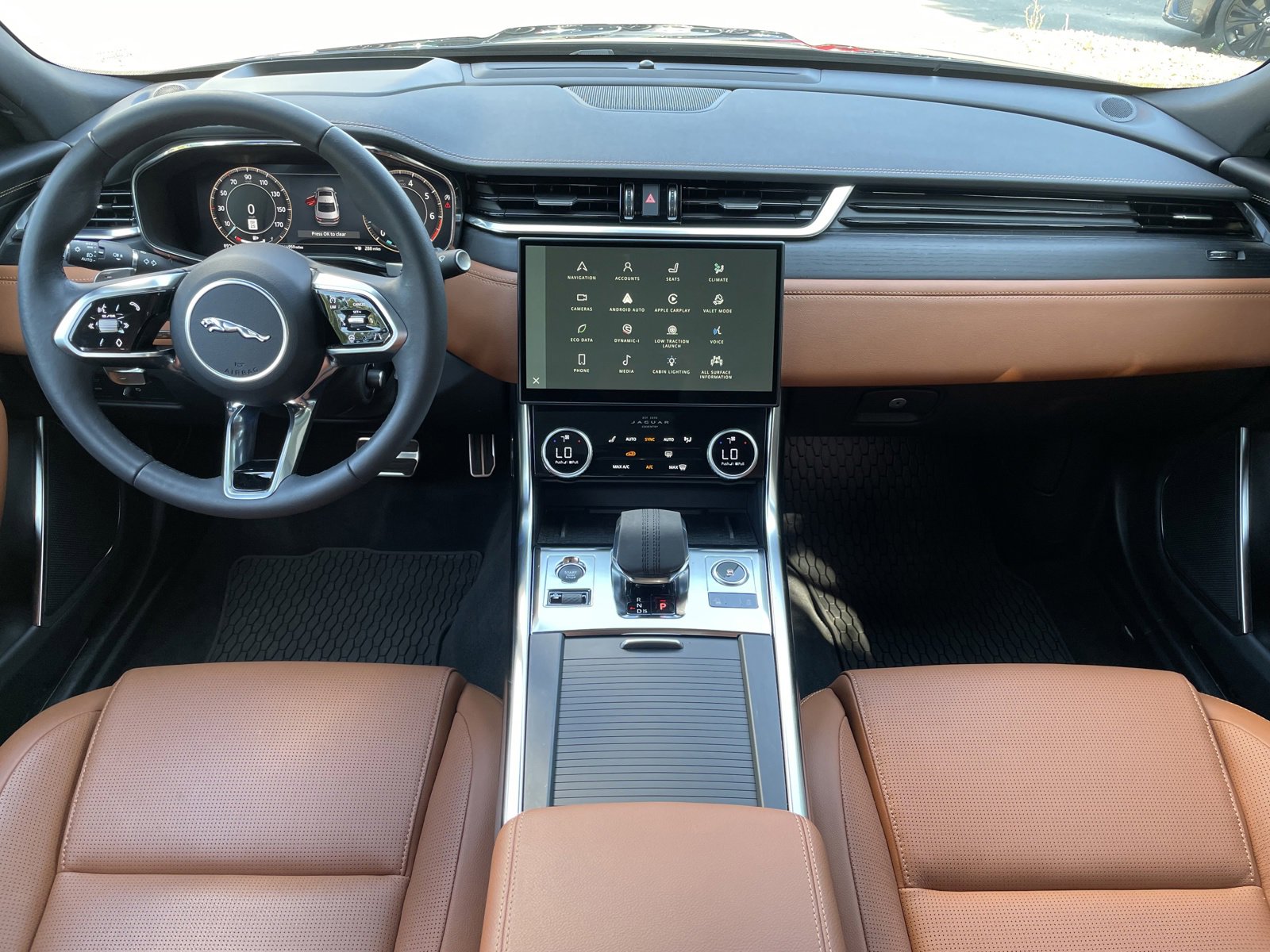 2024 Jaguar XF P300 R-Dynamic SE photo 2