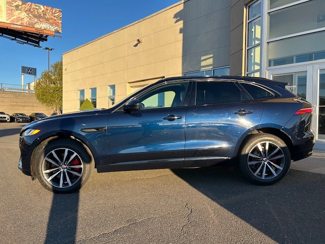 2023 Jaguar F-PACE R-Dynamic S P400 photo 2