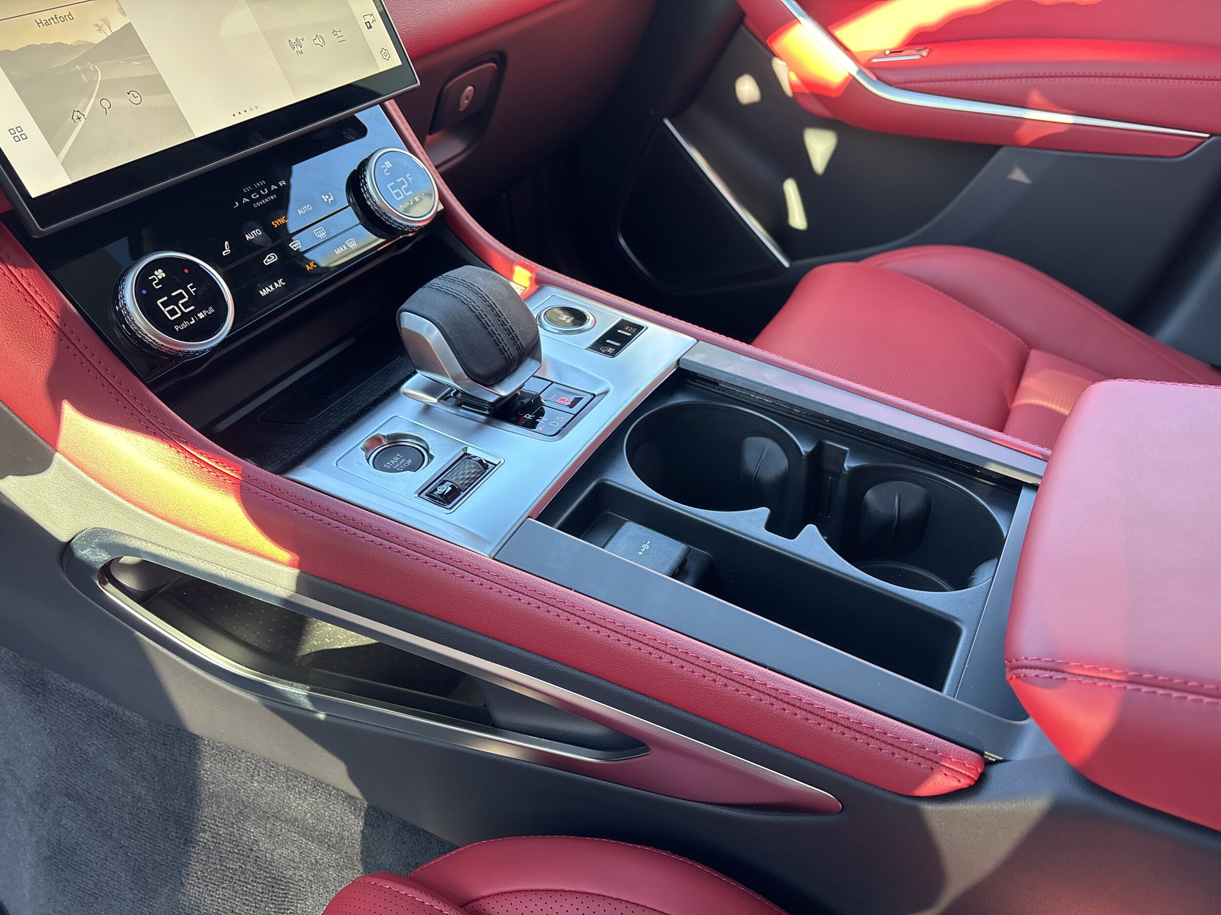 2026 Jaguar F-Pace R-Dynamic S - Photo 14