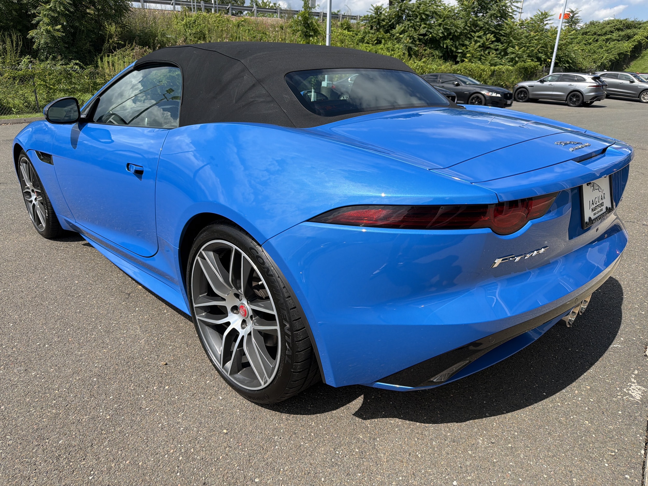 2018 Jaguar F-TYPE R-Dynamic - Photo 6