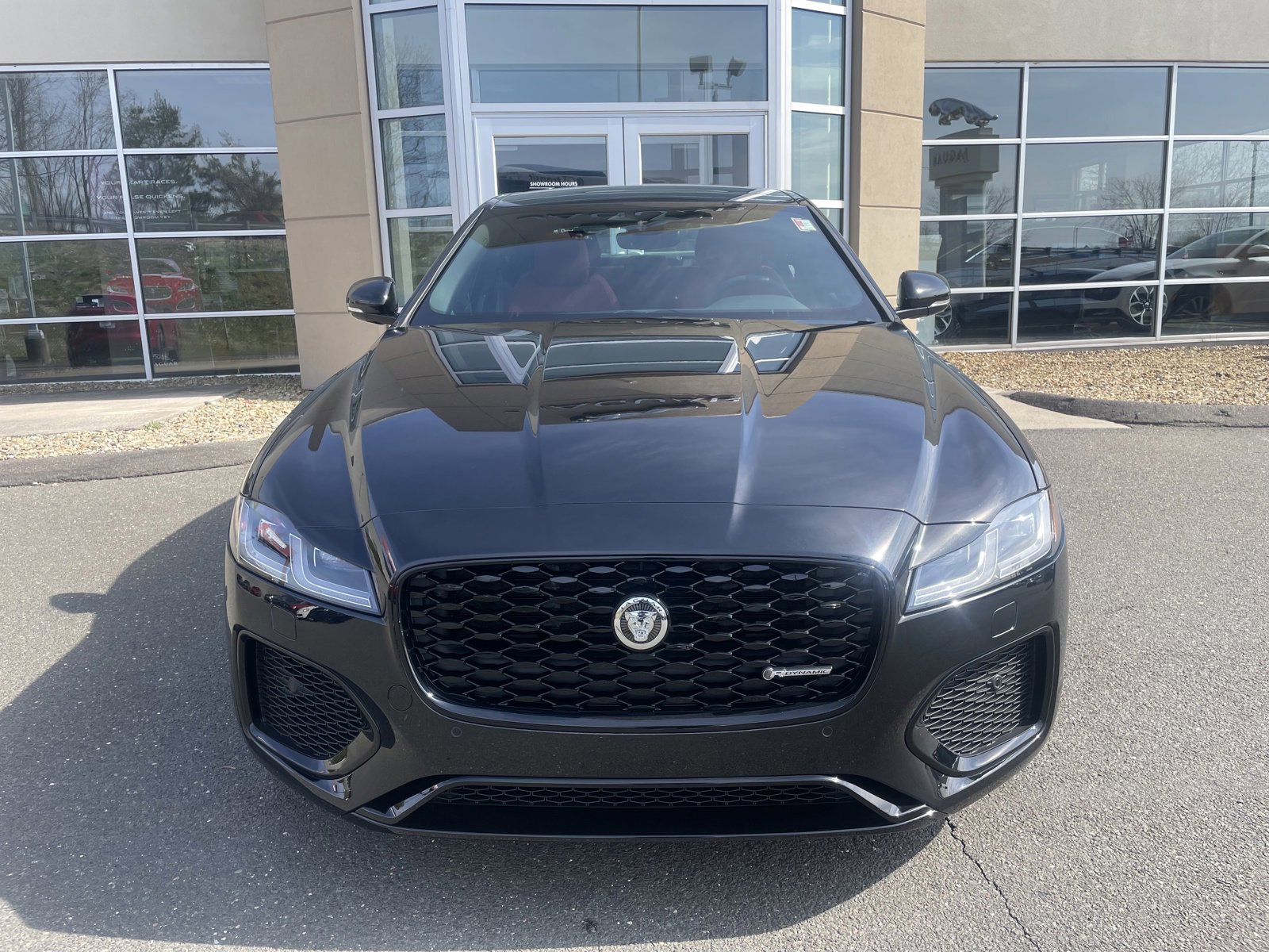 2024 Jaguar XF P300 R-Dynamic SE photo 4