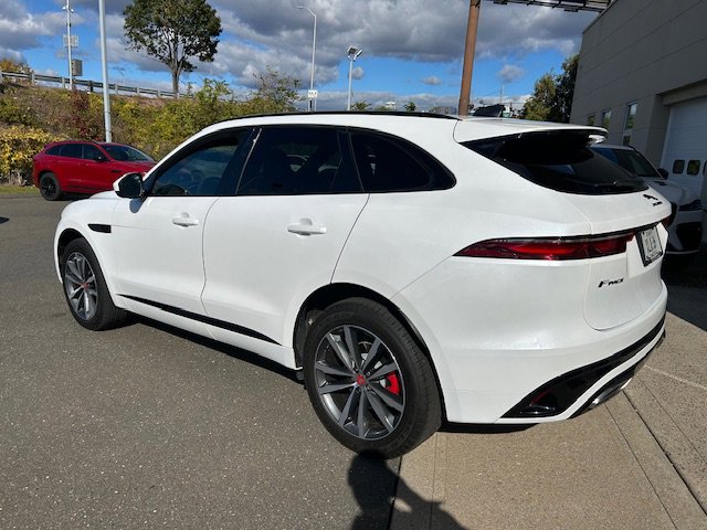 2023 Jaguar F-PACE R-Dynamic S P400 photo 3