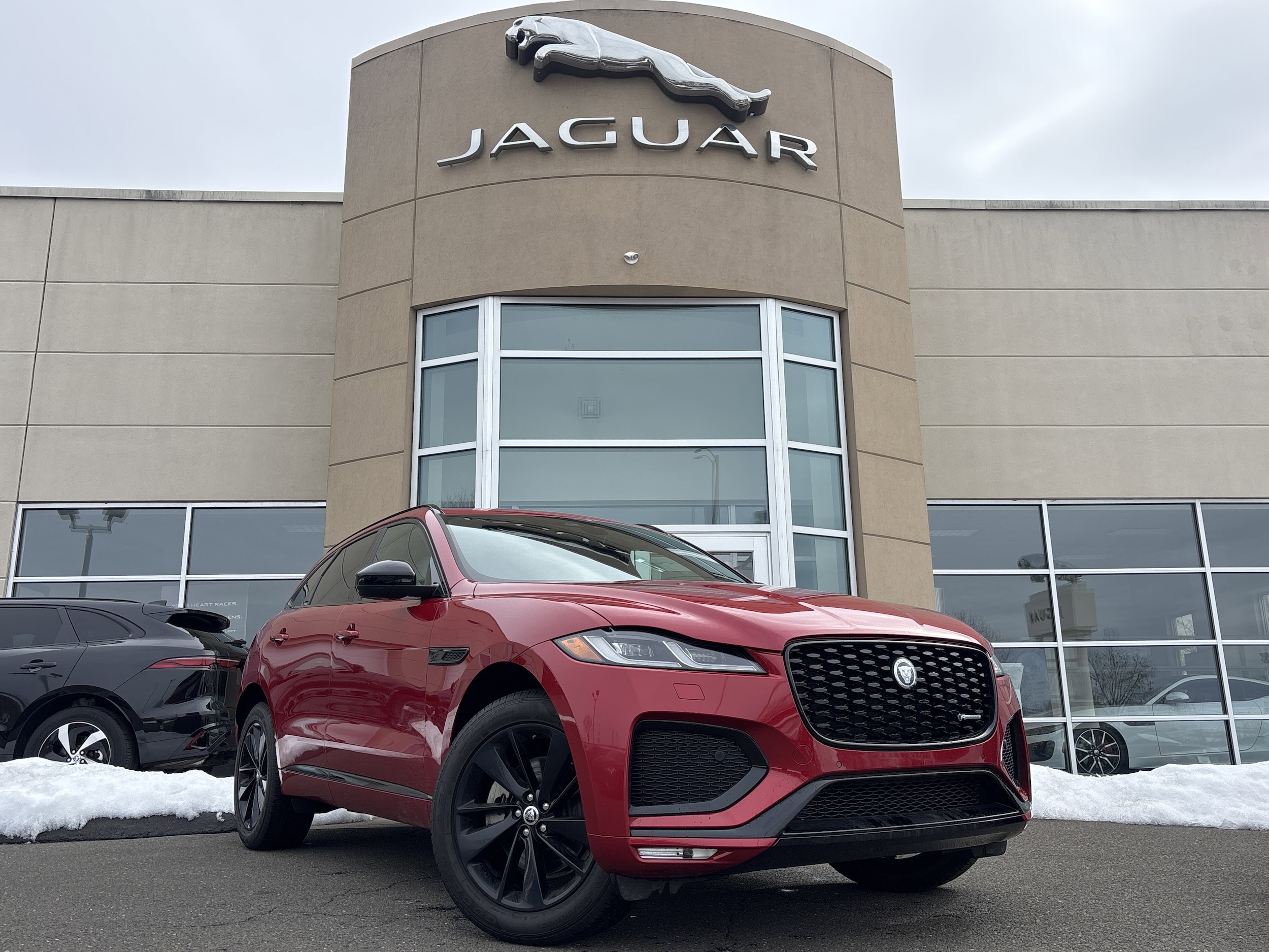 2025 Jaguar F-PACE R-Dynamic S
