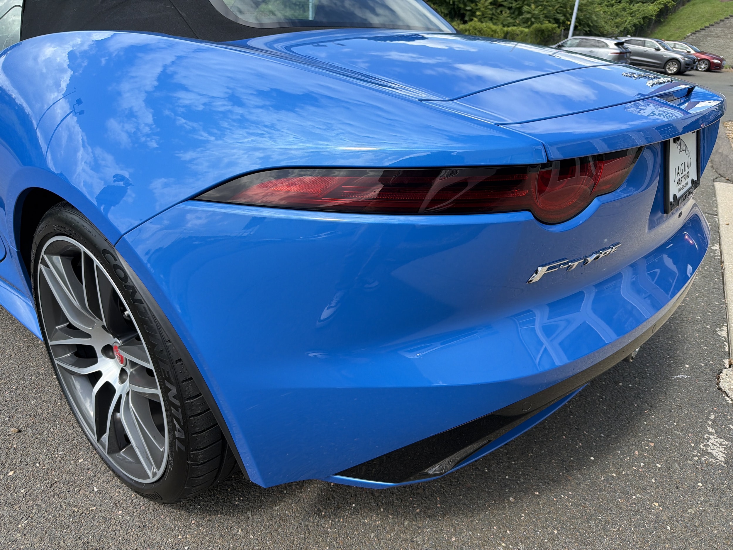 2018 Jaguar F-TYPE R-Dynamic - Photo 14