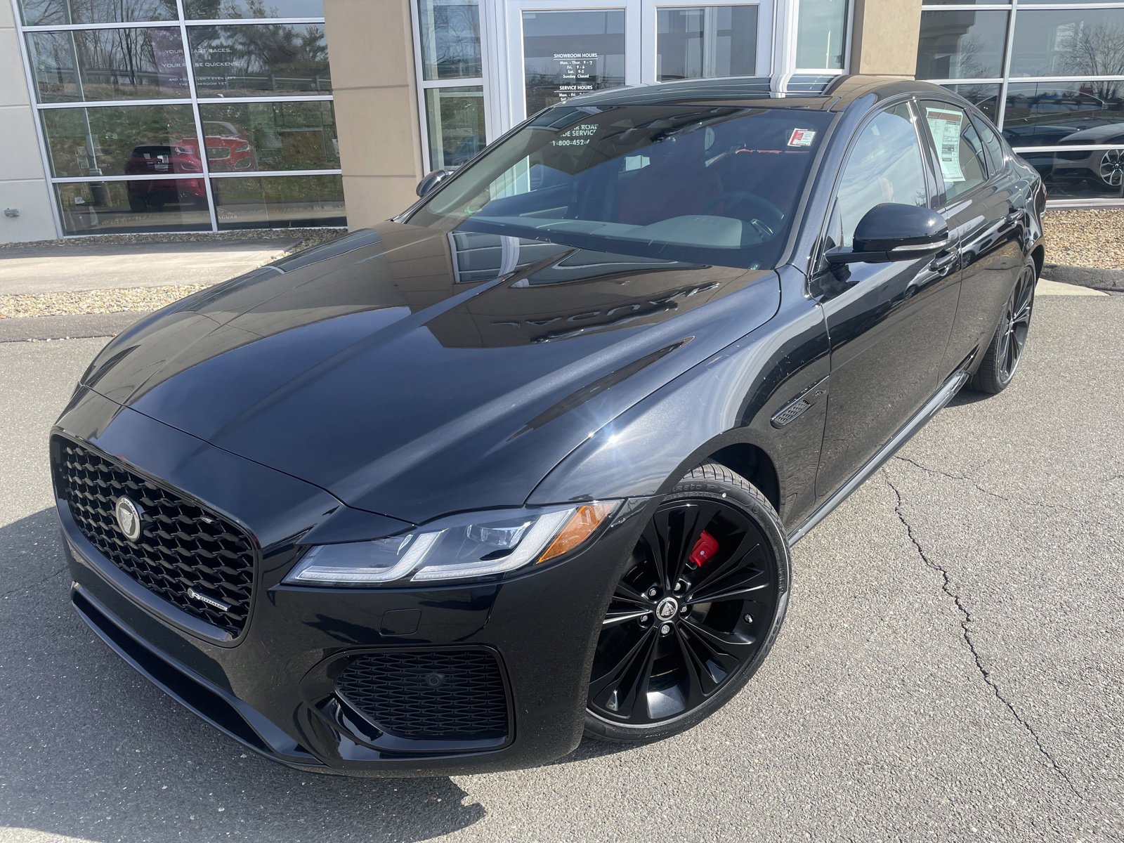 2024 Jaguar XF P300 R-Dynamic SE photo 3