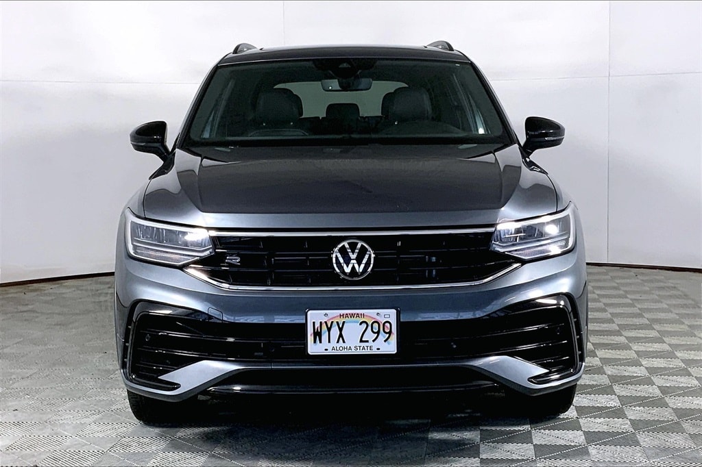 Used 2022 Volkswagen Tiguan SE R-LINE BLACK with VIN 3VV8B7AX9NM117955 for sale in Honolulu, HI