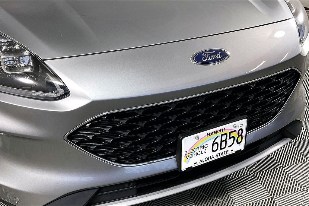 2022 Ford Escape Titanium - Photo 29