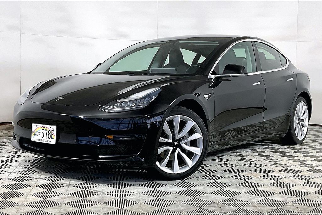 2018 Tesla Model 3's photo