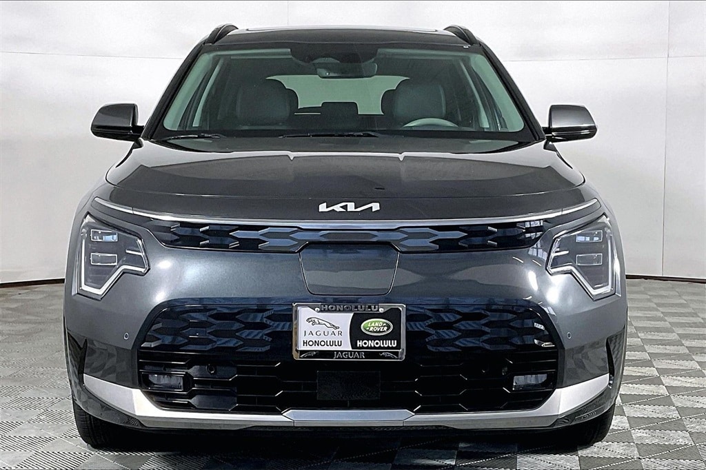 Used 2023 Kia Niro Wave with VIN KNDCT3L14P5065652 for sale in Honolulu, HI