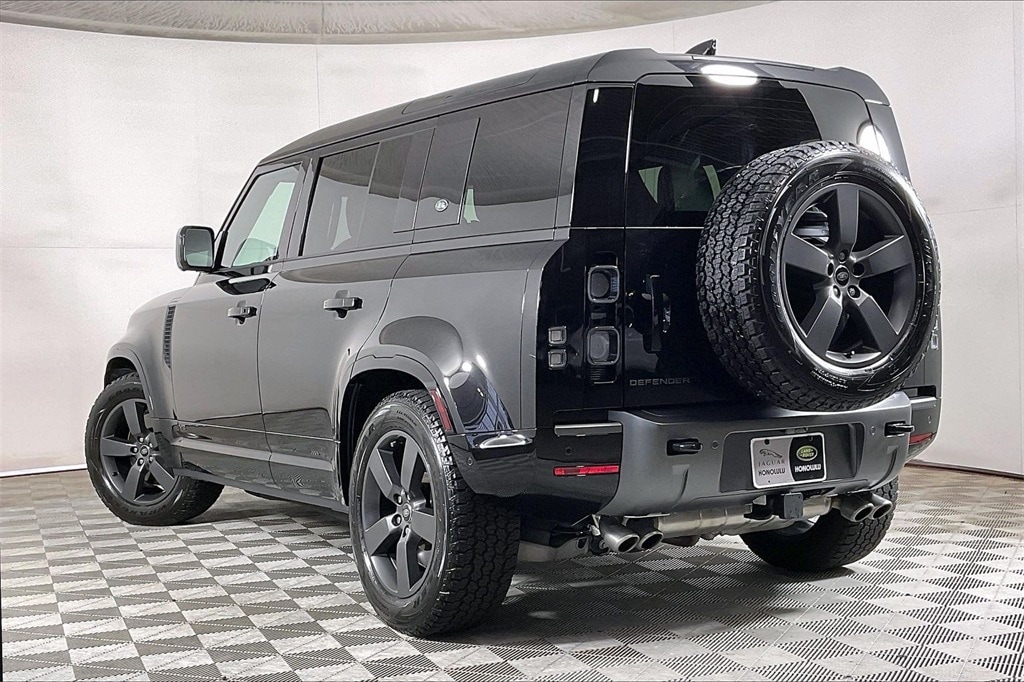 2024 Land Rover Defender V8 - Photo 13