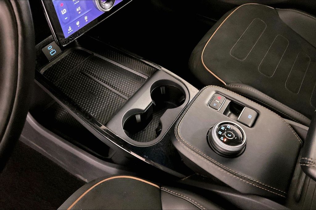 2022 Ford Mustang Mach-E GT AWD - Photo 16