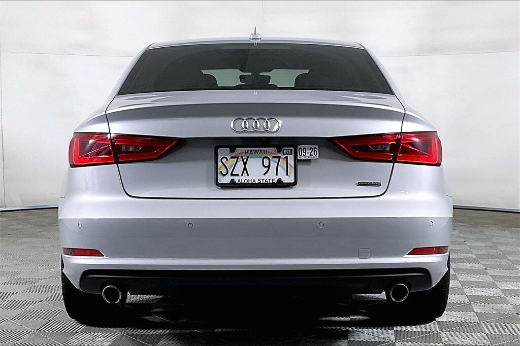 2016 Audi A3 2.0T Premium Plus photo 3