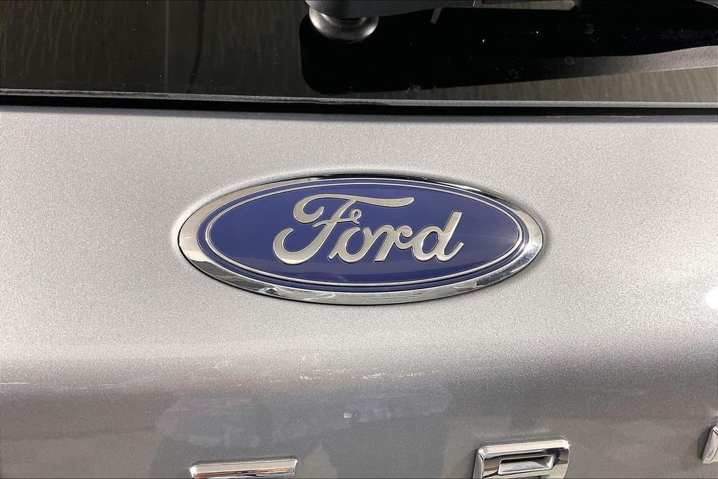2022 Ford Escape Titanium - Photo 30