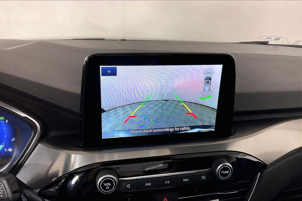 2022 Ford Escape Titanium - Photo 21