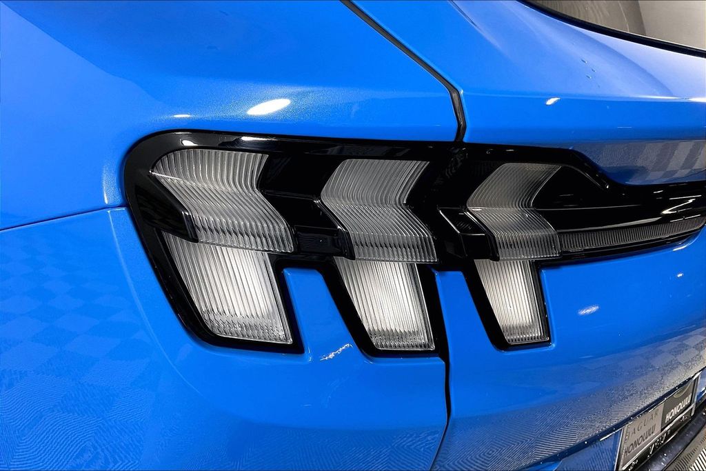 2022 Ford Mustang Mach-E GT AWD - Photo 27