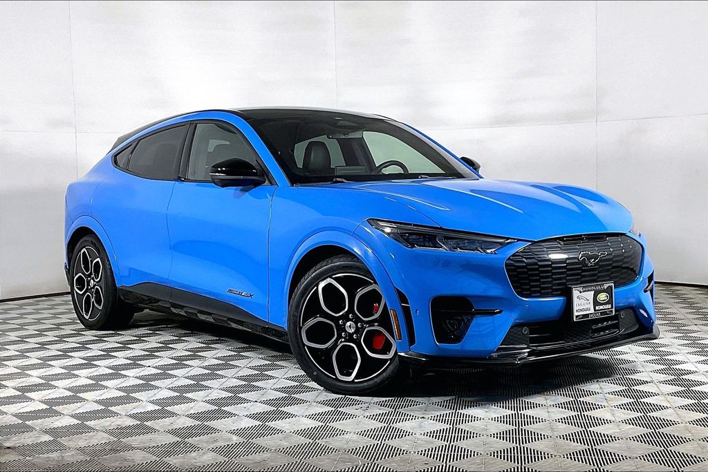 2022 Ford Mustang Mach-E GT AWD - Photo 11