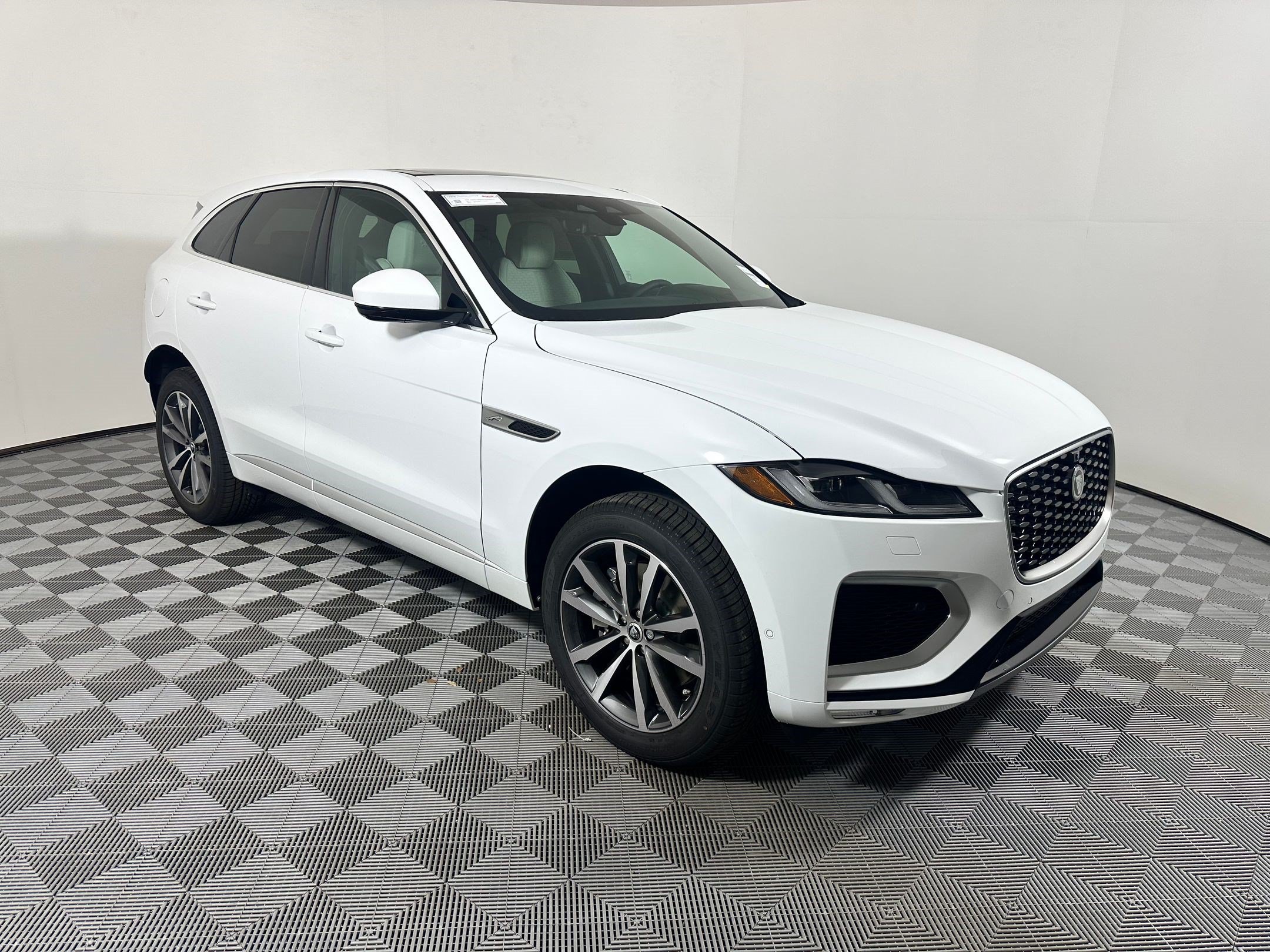 F-PACE R-Dynamic S SUV