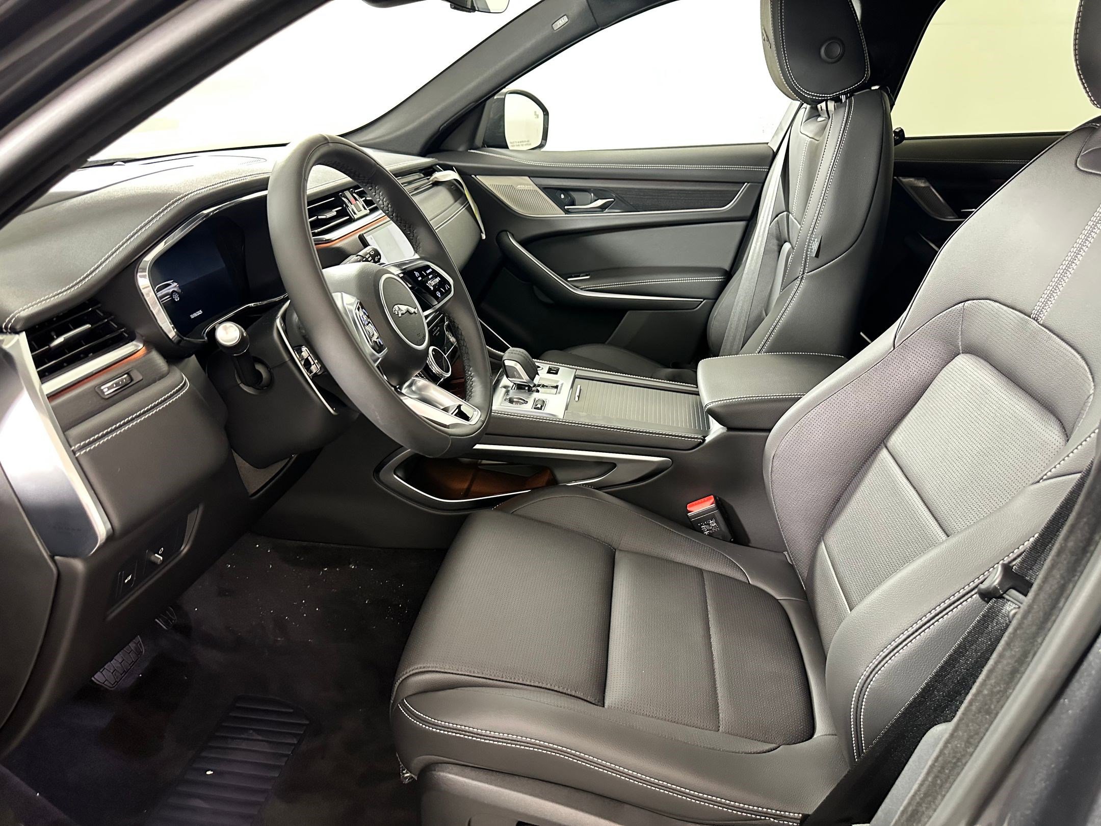 F-PACE R-Dynamic S SUV