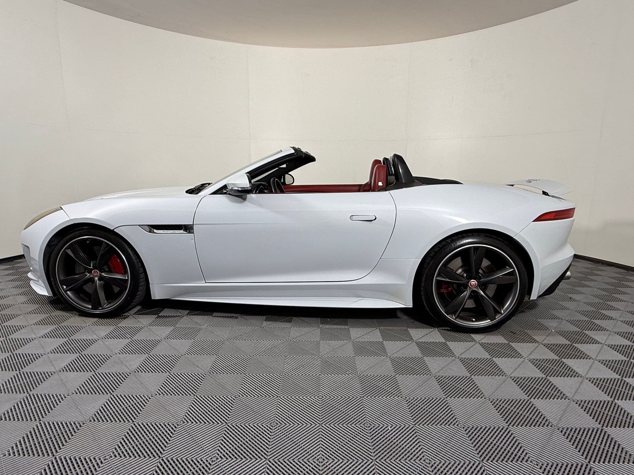 F-TYPE R Convertible