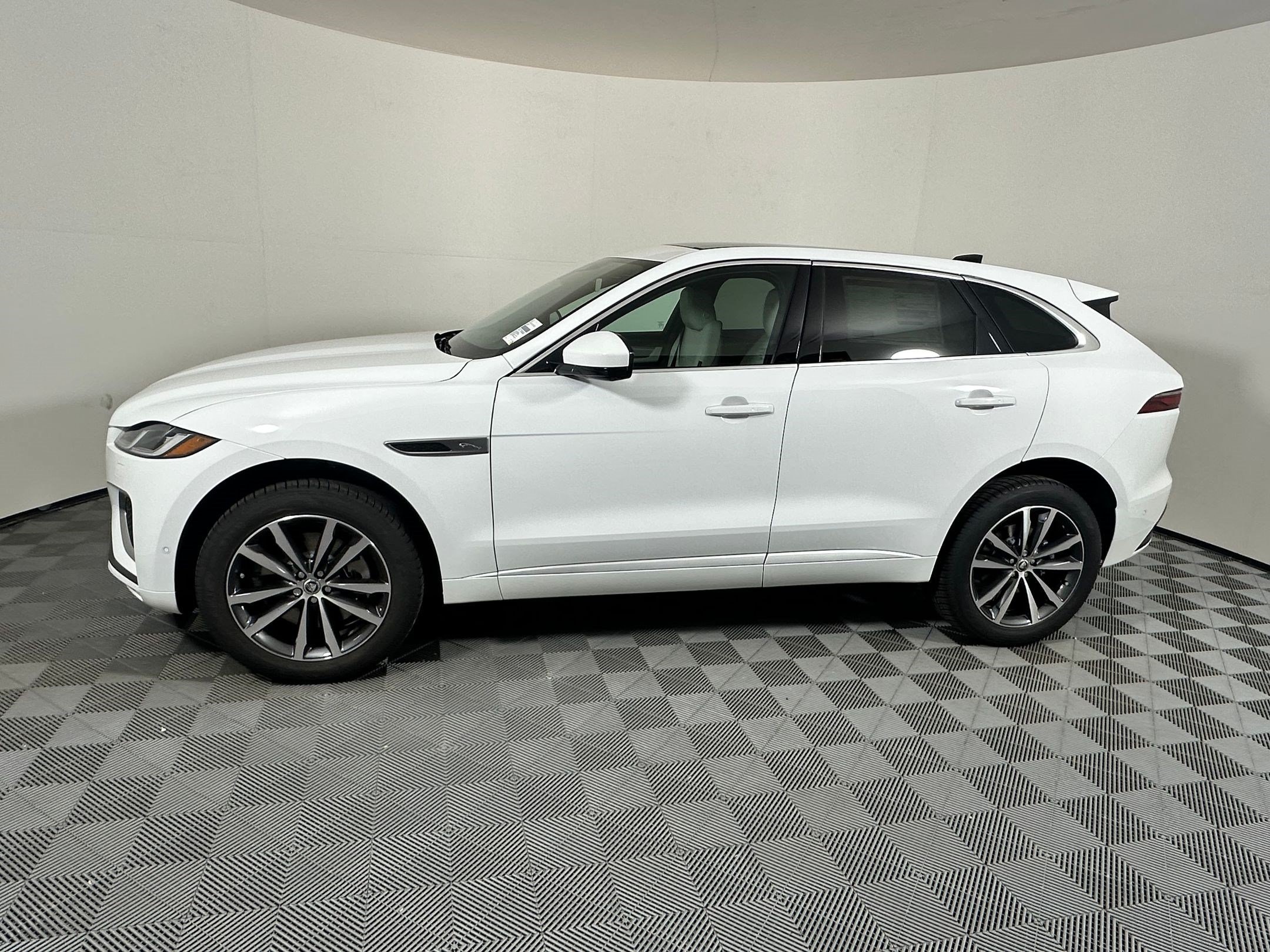 F-PACE R-Dynamic S SUV