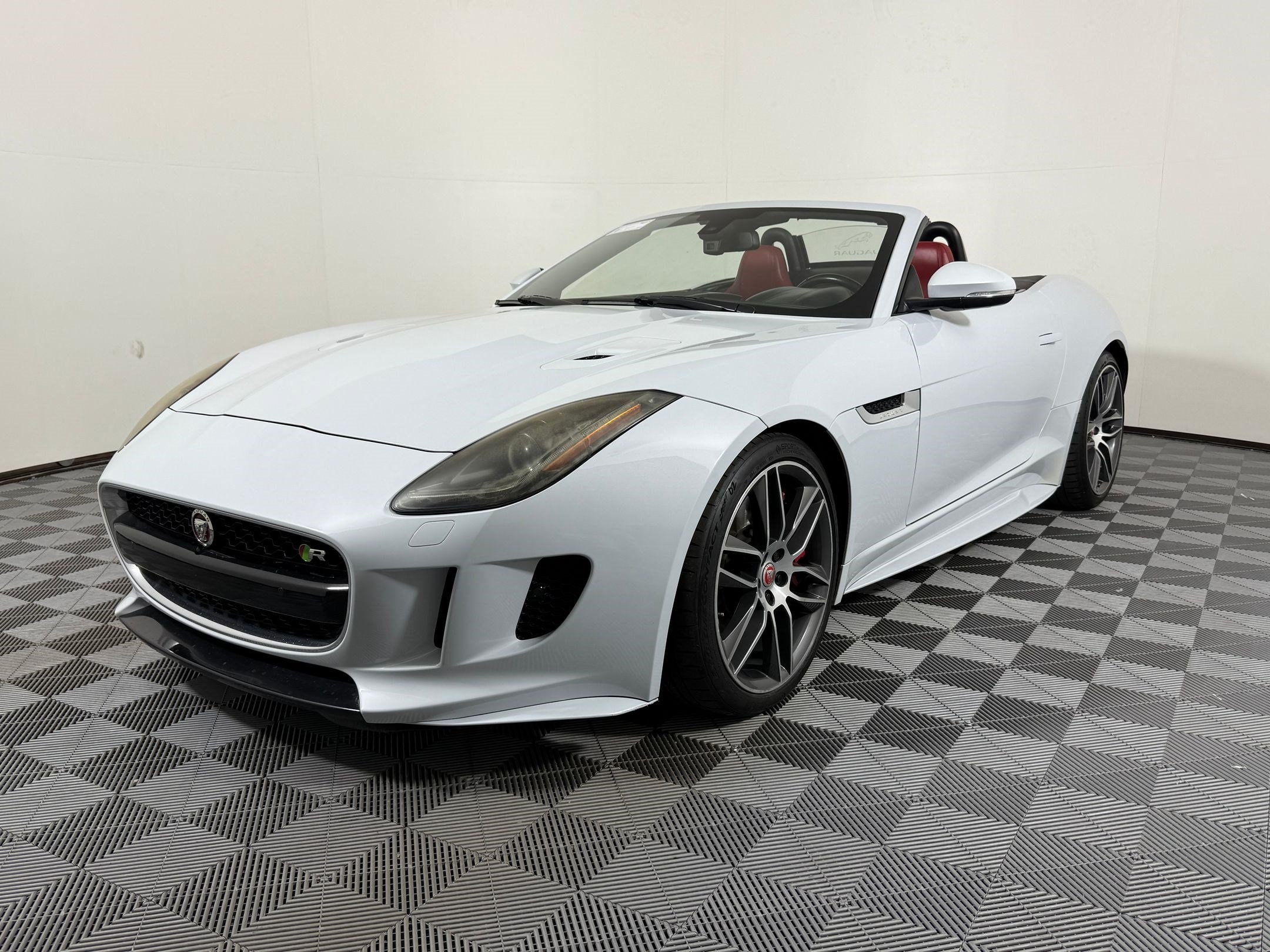 F-TYPE R Convertible