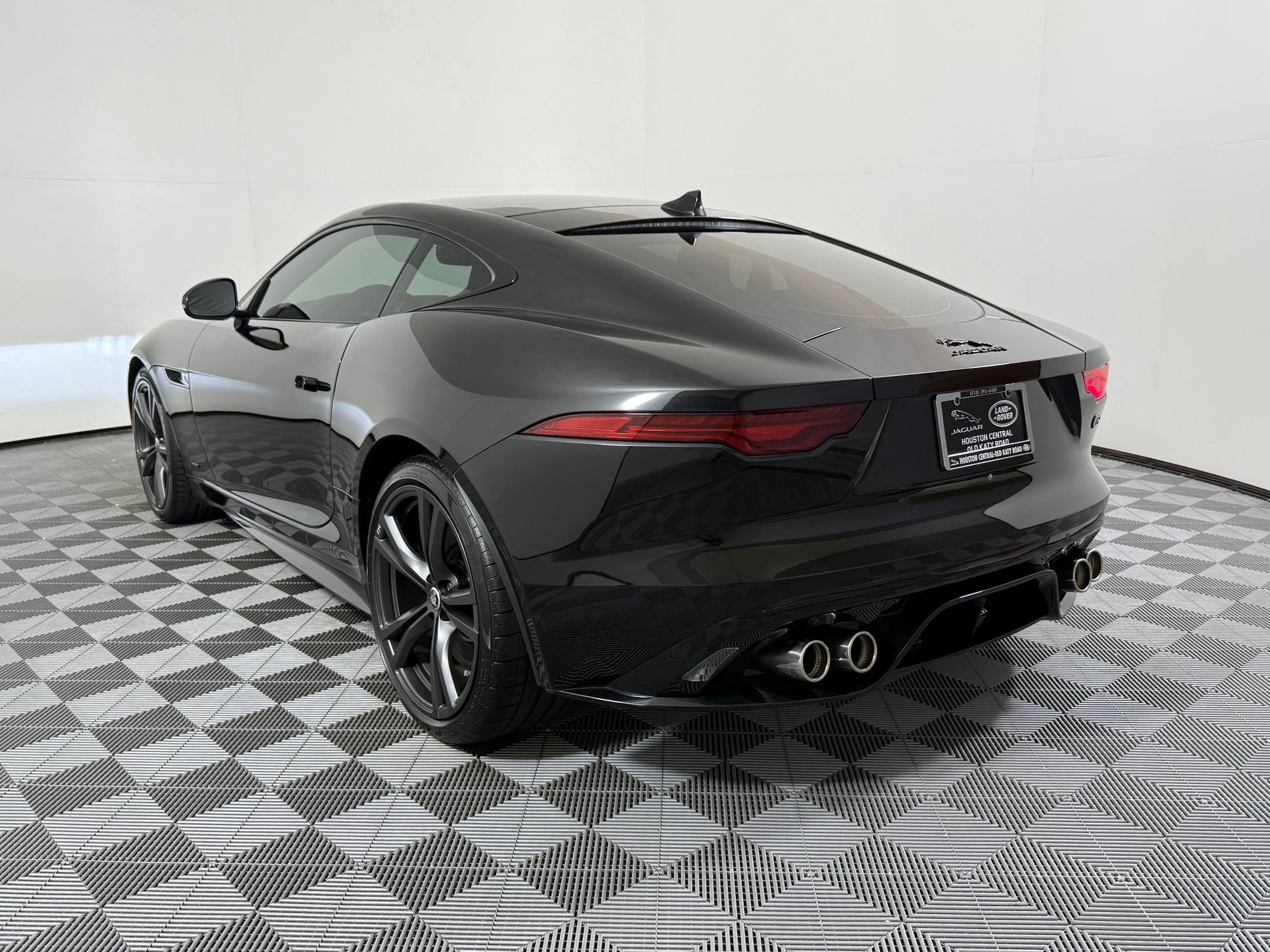 F-TYPE P575 R75 Coupe