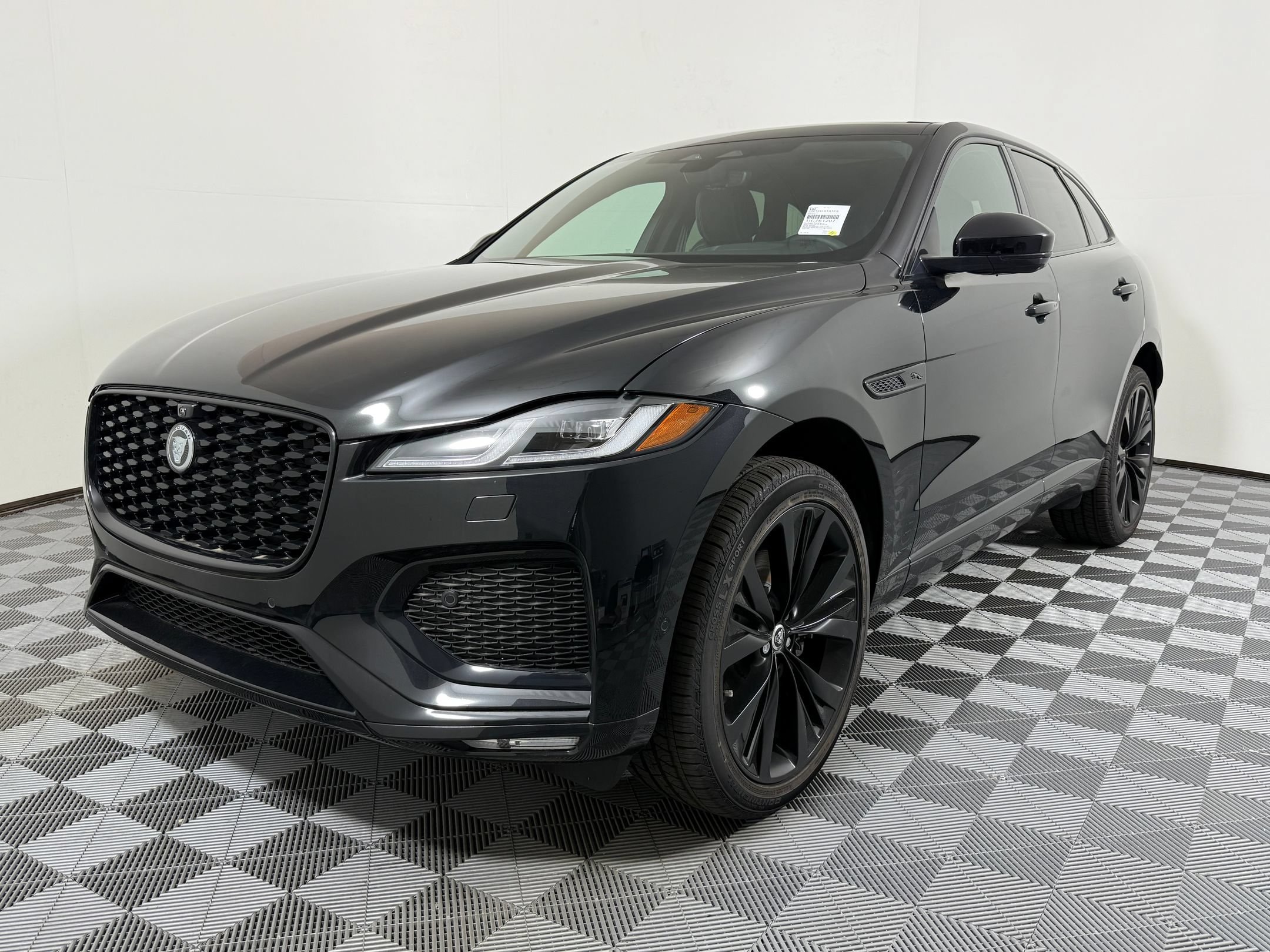 New 2026 Jaguar F-PACE P250 R-Dynamic S