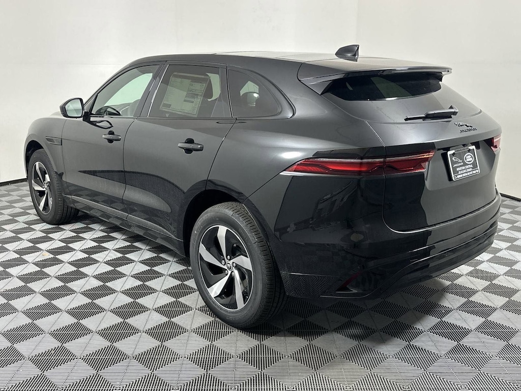 New 2025 Jaguar F-PACE P250 R-Dynamic S SUV