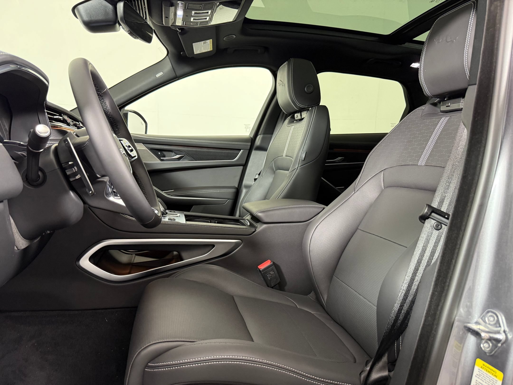 2026 Jaguar F-PACE P250 R-Dynamic S SUV