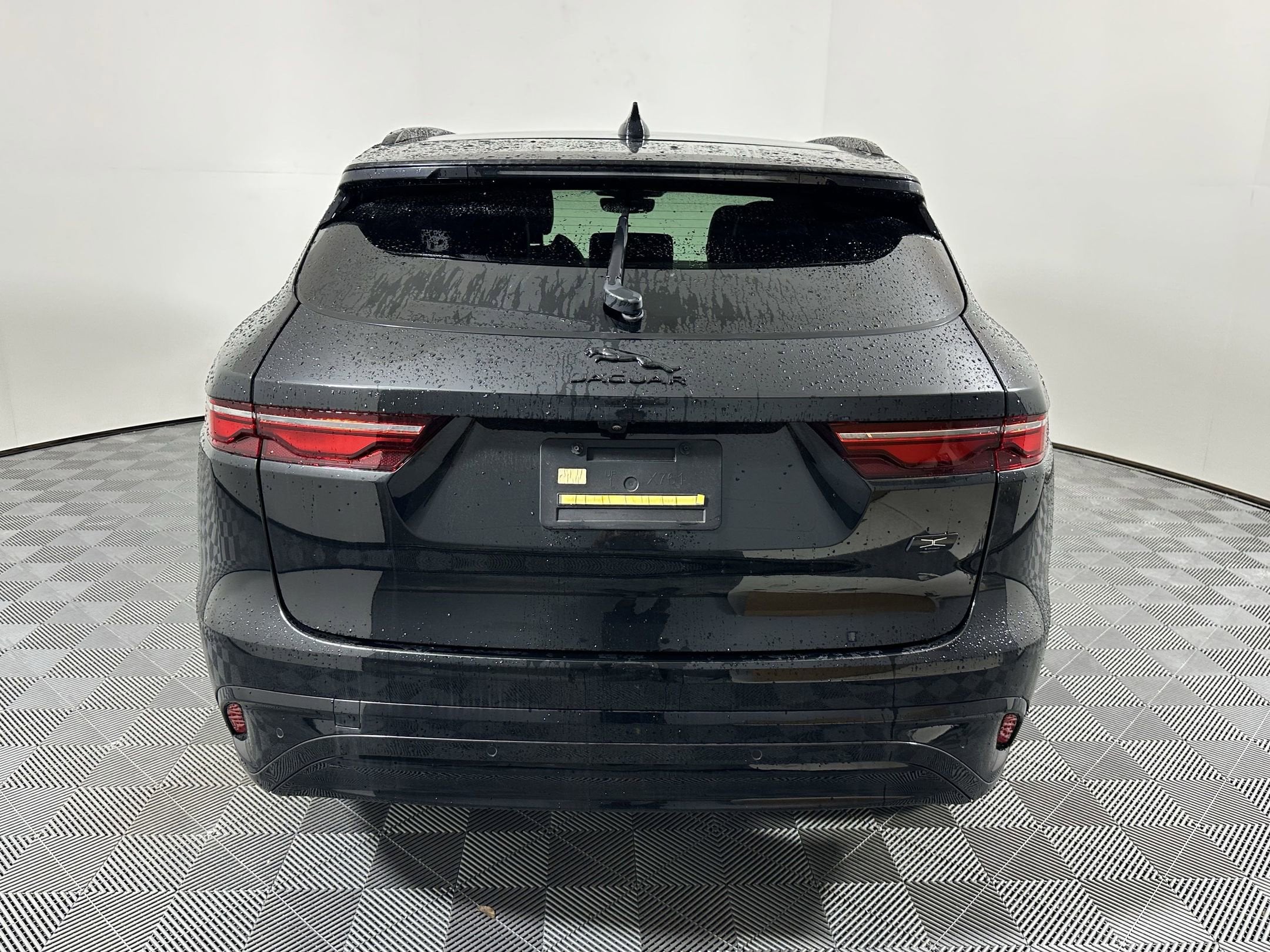 2026 Jaguar F-Pace R-Dynamic S - Photo 8