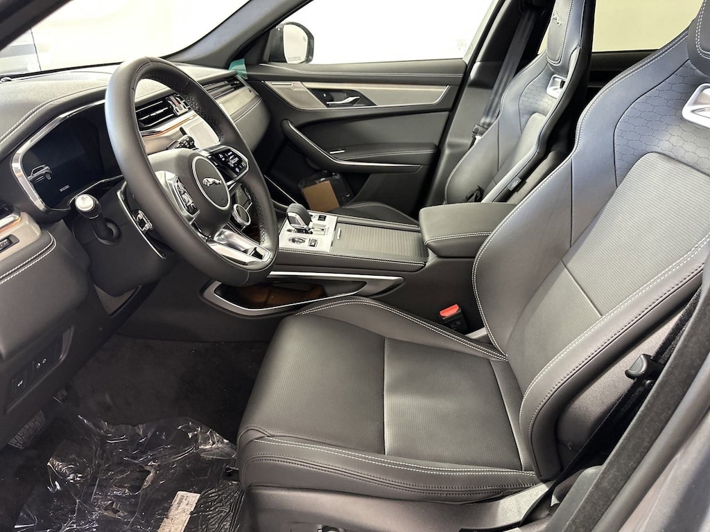 New 2025 Jaguar F-PACE P250 R-Dynamic S SUV