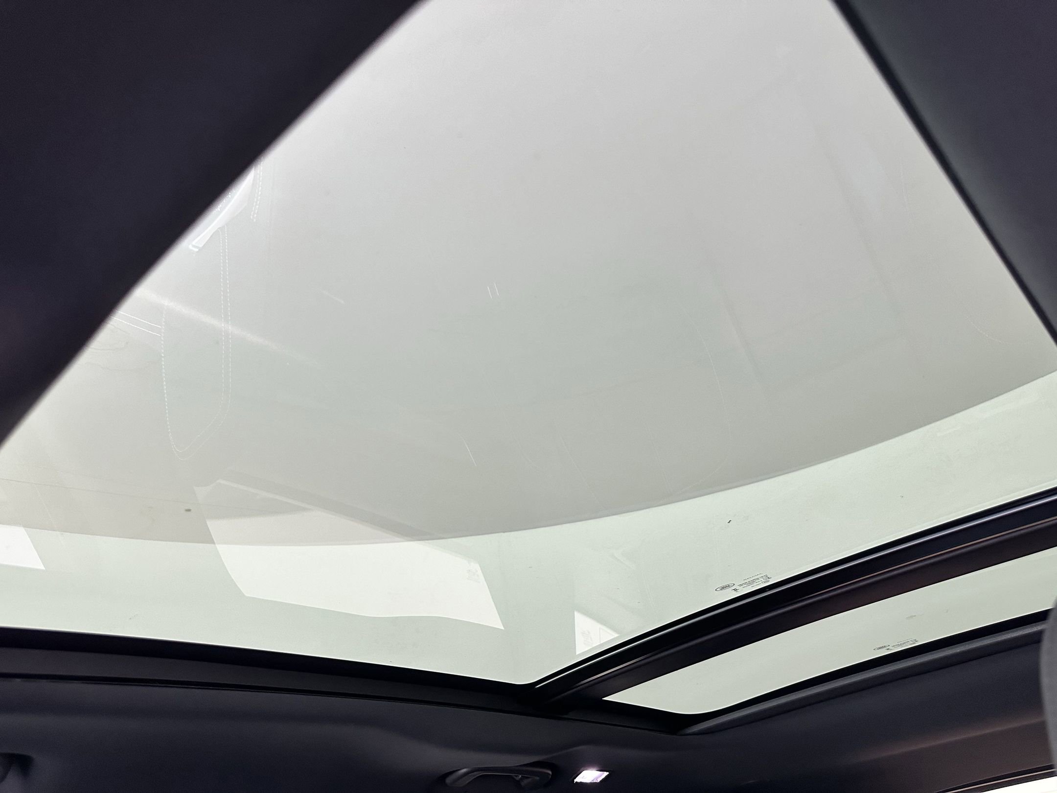2026 Jaguar F-Pace R-Dynamic S - Photo 12