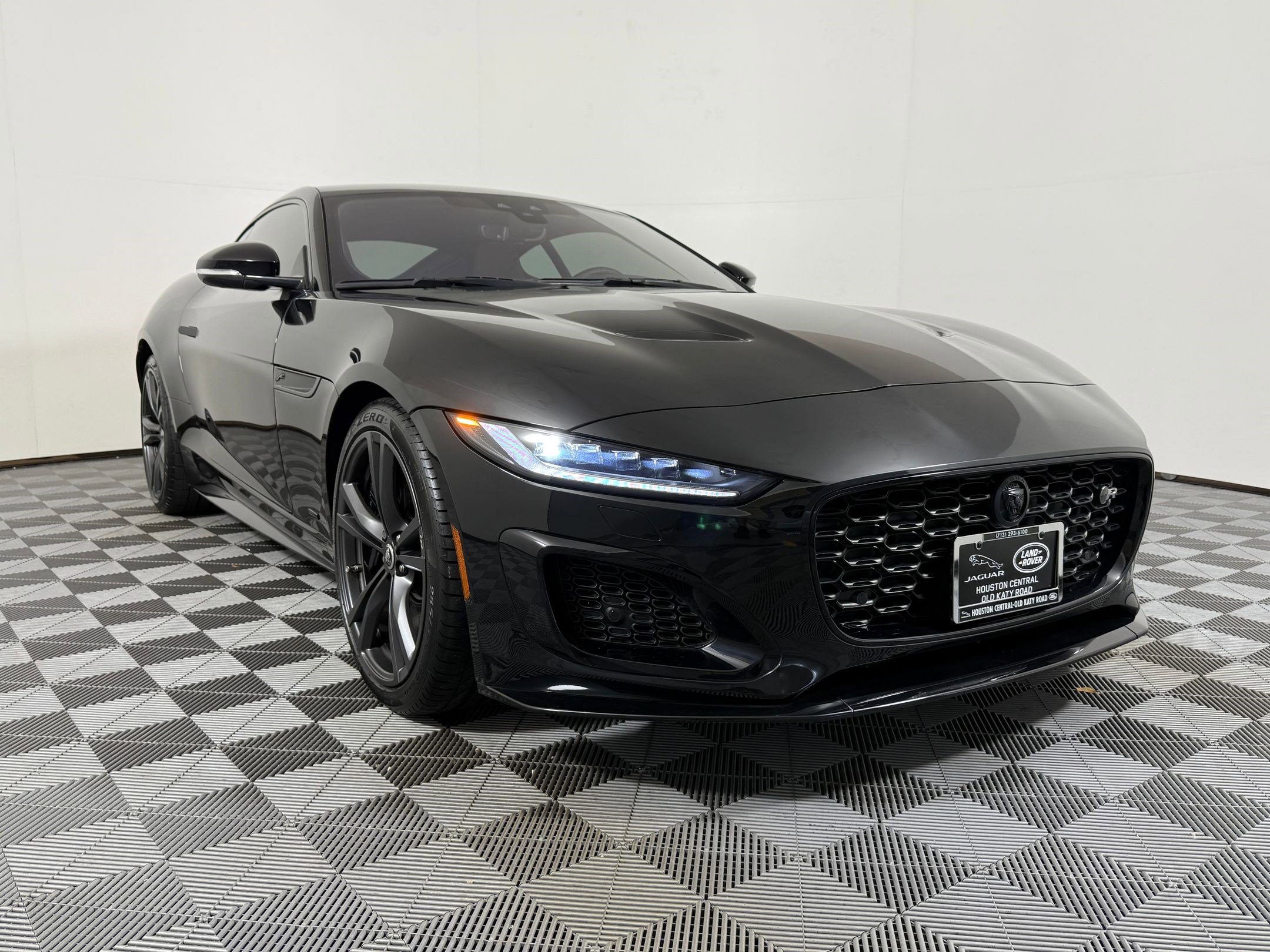 F-TYPE P575 R75 Coupe