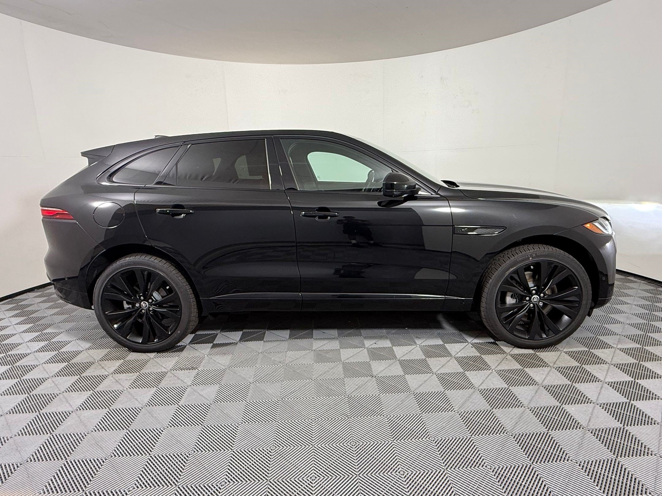 2026 Jaguar F-PACE P250 R-Dynamic S SUV