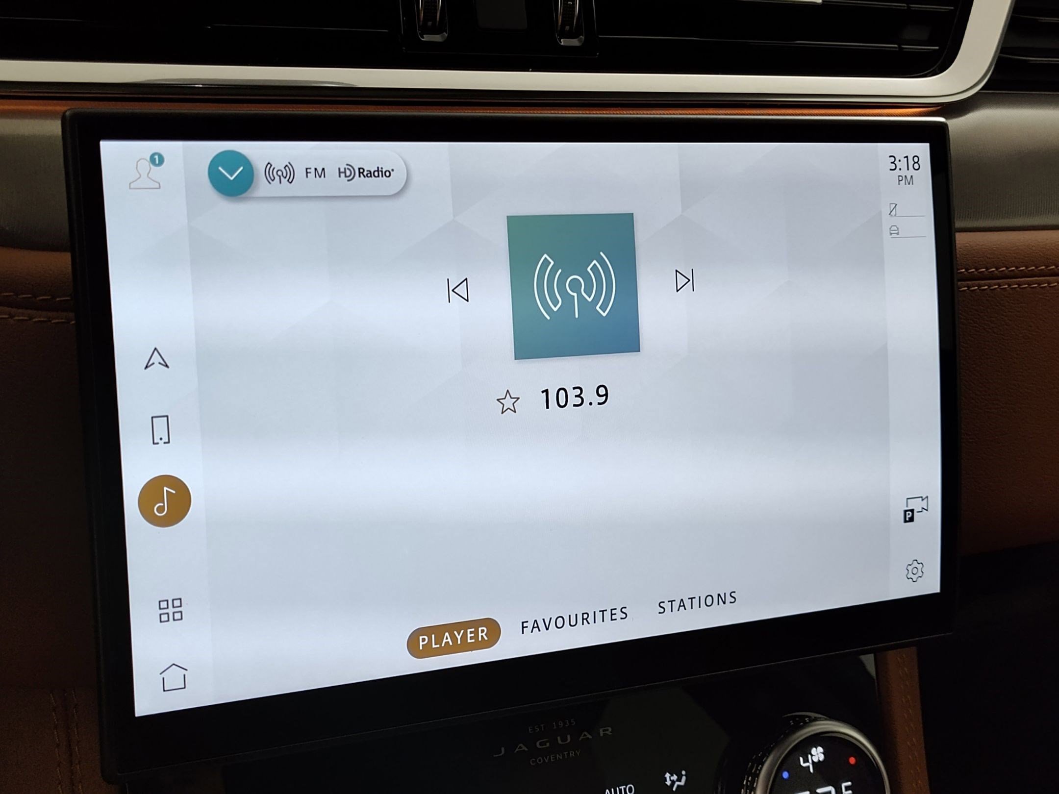 2026 Jaguar F-Pace R-Dynamic S - Photo 23