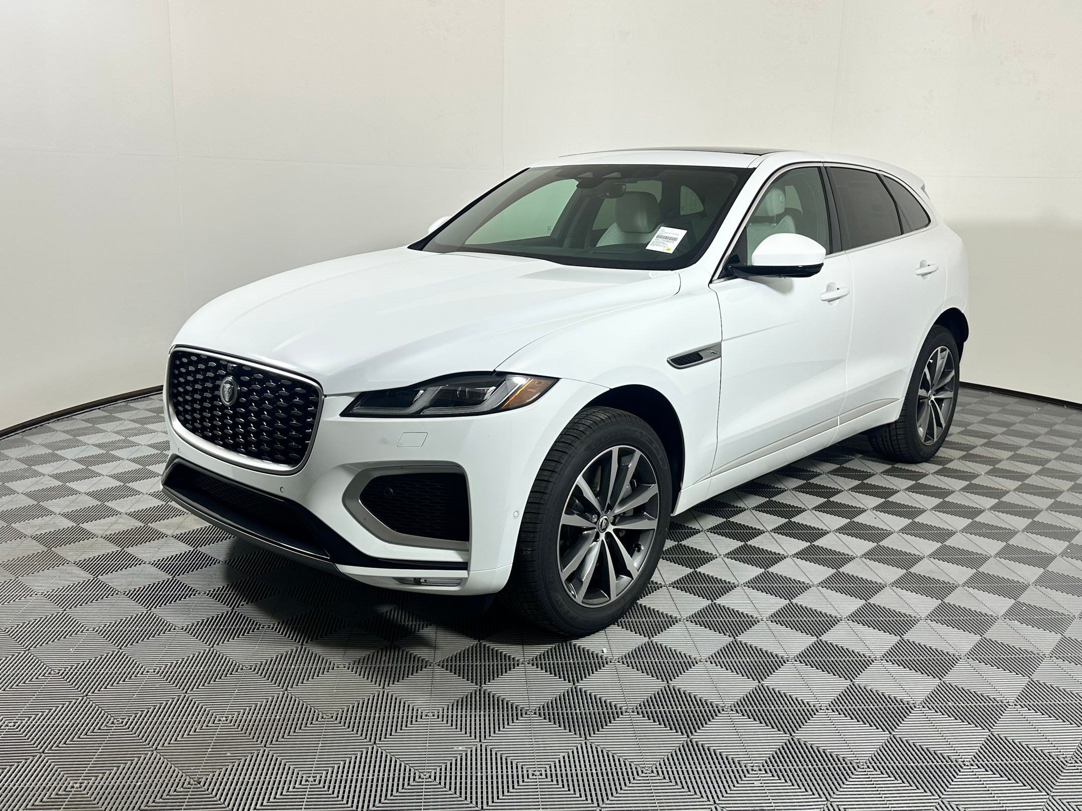 F-PACE R-Dynamic S SUV
