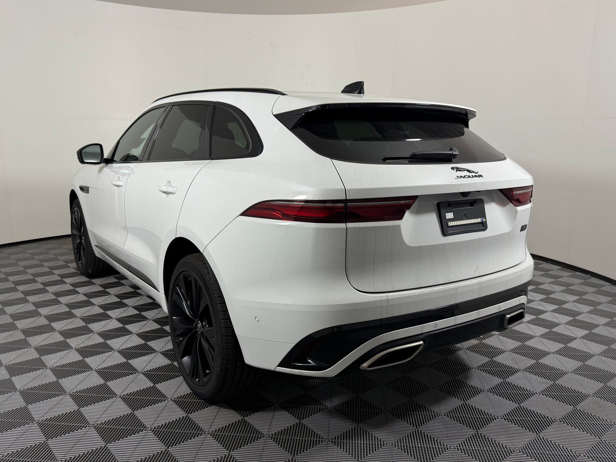 2026 Jaguar F-PACE P400 R-Dynamic S SUV
